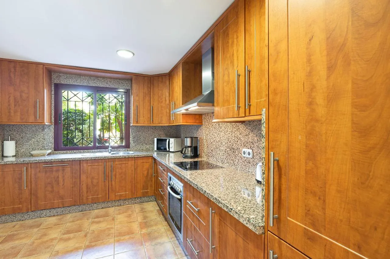 Magnifico Apartamento De 3 Dormitorios En Riviera Andaluza Estepona Spain